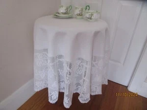 MARY CARD GRAPEVINE AND SILVEREYE ROUND FILET CROCHET LACE TABLECLOTH 1924 - Picture 1 of 13
