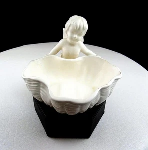 I.W. RICE & CO. BISKUIT CHERUB UND MUSCHEL 3 1/2" FIGUR SCHMUCKHALTER - Bild 1 von 12