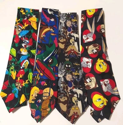 Lote De Colección 4 Piezas Looney Tunes Manía Seda Poli Cuello Corbatas Bichos Lucas Taz Piolín y Más Foto 1 de 4