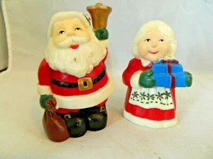SANTA & MRS.CLAUS SALT PEPPER SET, 3 1/2" TALL W/STOPPERS MADE IN CHINA VINTAGE - Imagen 1 de 7