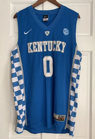 Kentucky Wildcats De’Aaron Fox #0 College Basketball Jersey Size Large UK Cover