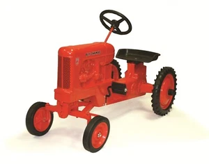 Allis Chalmers WD-45 Diecast Wide Front Pedal Tractor NIB! New Old Stock! - Picture 1 of 1