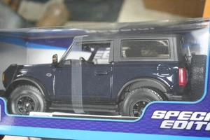 Ford Bronco Wide Track 2020 gris oscuro/azul escala 1/18 Maisto edición especial nuevo - Imagen 1 de 9