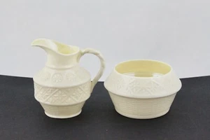 BELLEEK FINE CHINA CREAMER & OPEN SUGAR BOWL SET IN CLEARY PATTERN - MINT - Picture 1 of 10