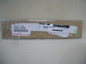 TOYOTA PRIUS V 15 16 RAYAS PUERTA DELANTERA SUPERPOSICIÓN NUEVO OEM - Imagen 1 de 1