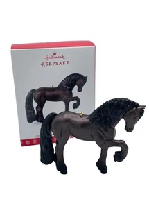 Cavallo da sogno frisone nuovo con scatola 2017 Hallmark ricordo ornamento - Foto 1 di 4
