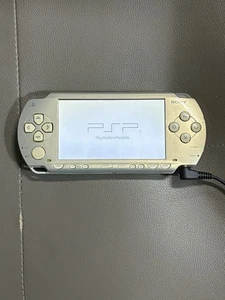 Consola PSP-1000 Champagne Gold solo exterior limpio / ArigatouJPN - Imagen 1 de 18
