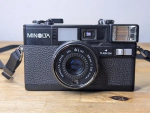 Cámara fotográfica compacta Minolta Hi-Matic S2 38 mm con estuche y correa de colección Japón - Imagen 1 de 8