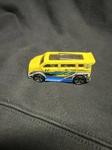 Loose Hot Wheels Diecast Car - 2012 Speedbox Yellow Van RETTUNG SWAGGER #17 - Picture 1 of 5