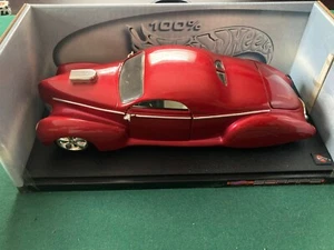 HOT WHEELS 1/18 1937 LINCOLN ZEPHYR CUSTOM METALLIC RED - Picture 1 of 8