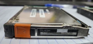EMC 005049263 VX-2S6F-100 100GB 2.5" FLASH 6Gbps SAS SSD - Lot of 4(!) - Picture 1 of 3