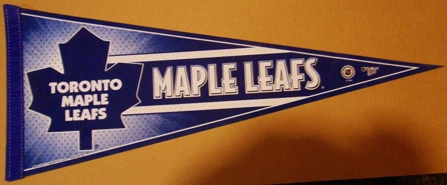 TORONTO MAPLE LEAFS NHL TEAM PENNANT - Image 1 of 1