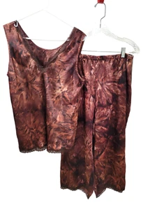 Secret Treasures Woman 1X Satin Sleepwear Crop Pants Sleeveless Top Animal Print - Picture 1 of 23