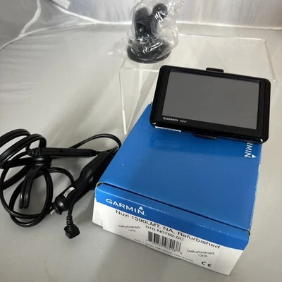 Garmin Nuvi 1390LMT Navigator GPS Bluetooth - Image 1 of 4