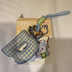 Initial Love D HD - Bild 1 von 4