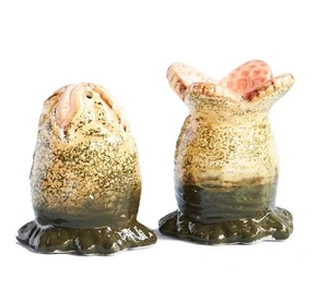 ALIEN Xenomorph Egg Salt and Pepper Shaker Set - Picture 1 of 1