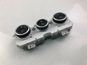 E3341 MAZDA 6 Hatchback GG 2007 Climate Control Unit 123456 - Picture 1 of 4