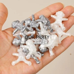 25Pcs Mini Outer Space Astronaut TPR Stretchable Wall Climber Toy Party Supplies - Picture 1 of 6
