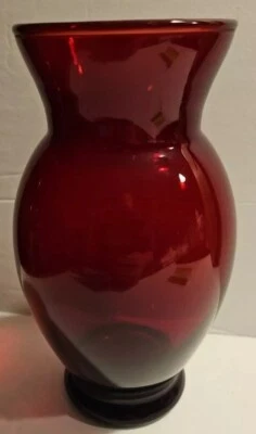 Royal Ruby Flower Vase Anchor Hocking Depression Glass 6.25" Flared - Image 1 of 3