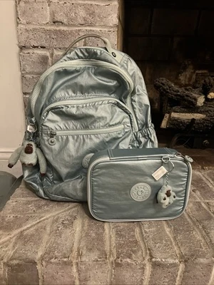 Estuche para lápices Kipling azul claro mochila encanto Foto 1 de 4