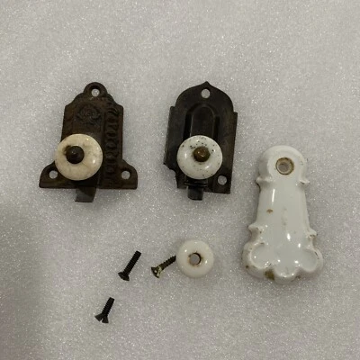 Varios herrajes antiguos de porcelana de hierro fundido piezas originales Foto 1 de 4