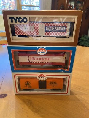 Model Power / Tyco HO Scale Train Car 3 Piece Lot  W/Boxes - Image 1 of 4