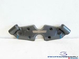 99 - 07 SUZUKI GSX1300R HAYABUSA UPPER TOP TRIPLE TREE YOLK BRACKET STRAIGHT 3 - Picture 1 of 7