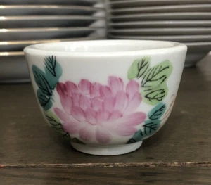 Vintage signierte japanische Porzellan Teetasse handbemalt Blume Vogel - Bild 1 von 6