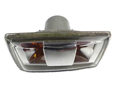 Indicatore di direzione Opel Corsa E 13497989 13497990 - Immagine 1 di 3