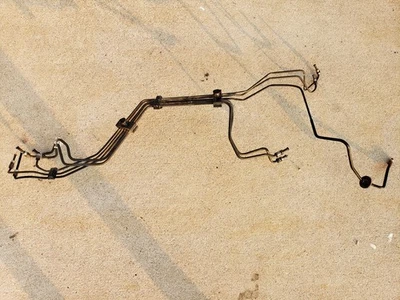 Nissan Altima 2015 líneas de bomba de freno Foto 1 de 4