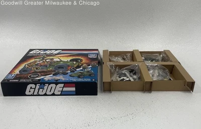 Brand New G.I.Joe Surveillance Patrol Construction 158 pc Set W/ 3 Figures - Image 1 of 4