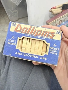 Vintage Dollipins 36 Ct Neu im Karton Wäscheklammern - Bild 1 von 4