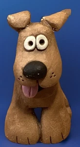 Rex Benson Keramik Hund sitzend mit seinem Tounge draußen *lesen* - Bild 1 von 5