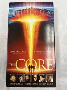 The Core - VHS 2003 - Aaron Eckhart, Hilary Swank, DJ Qualls - Picture 1 of 2