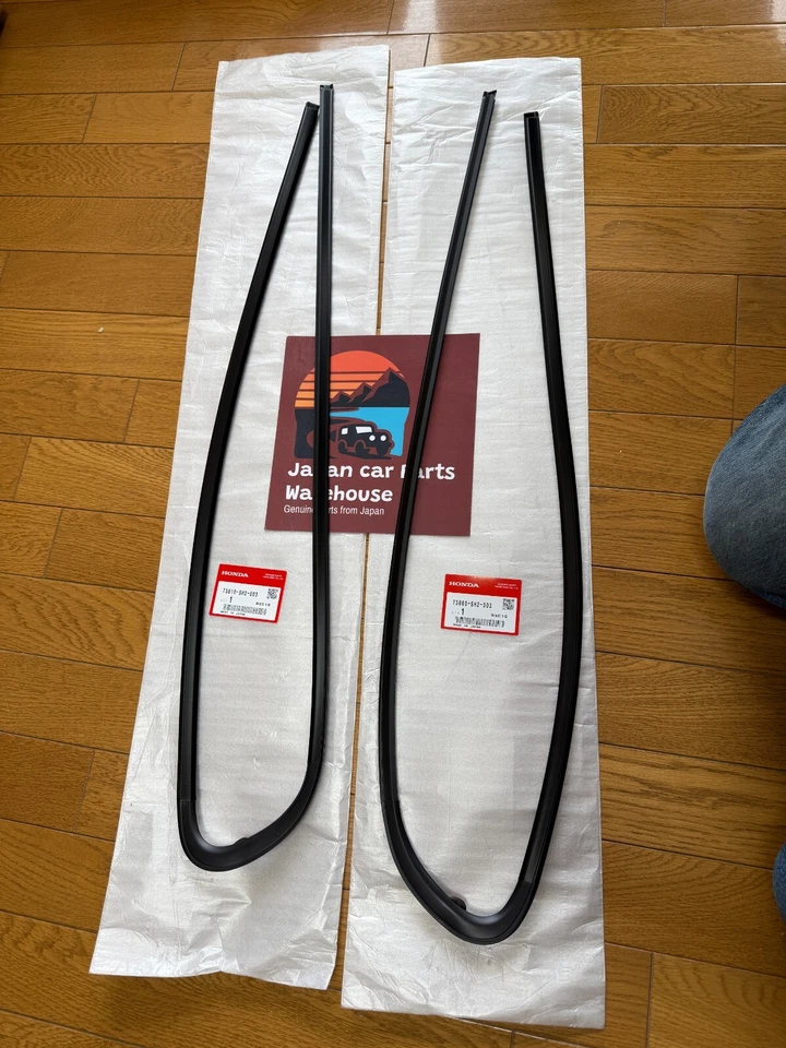 Genuine Honda OEM CRX EF8 88-91 Quarter Window Glass Outside Molding LH & RH Foto 1 de 4