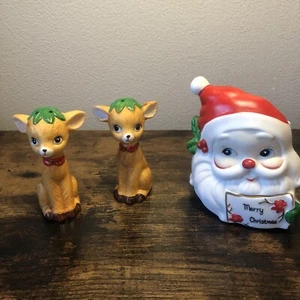 Vintage PORCELAIN BISQUE CHRISTMAS Set Salt/ pepper shakers &Santa Napkin - Picture 1 of 14