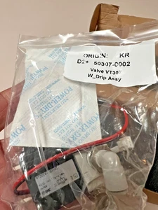 SMC VT307 Solenoid Valve w/drip assy, VT307V-5G1-02, NOB - Picture 1 of 7