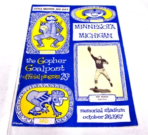 26 de octubre de 1957 Minnesota vs Michigan programa de día de jarra marrón pequeña - Imagen 1 de 9