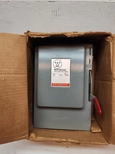 Westinghouse HF422N, Safety Switch 60 Amp, 240 Volt, 3PH 4W, Fused Nema 1 NOS - Picture 1 of 9