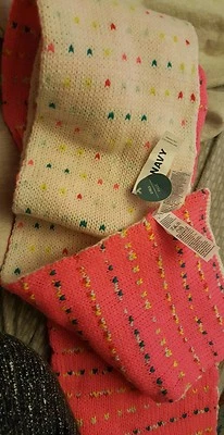 Bufanda de invierno rosa/blanco/malva polar para niña con corazones Foto 1 de 4