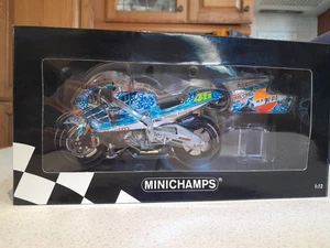 Minichamps 1:12 Honda NSR 500 Team Nastro Azzuro GP Mugello 2001 - Picture 1 of 14