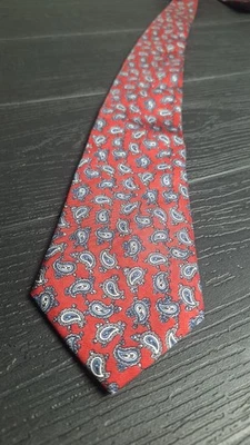 Corbata de seda Savile Row para hombre roja cachemira clásica hecha en EE. UU. Prendas para el cuello corbata Foto 1 de 4