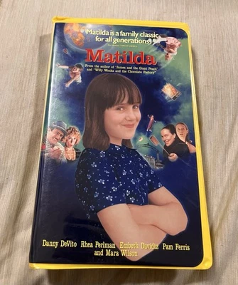 Matilda VHS 1996 Clamshell Starring Danny DeVito Mara Wilson Rhea Perlman Tested - Image 1 of 4
