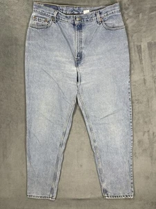 Vintage Levis Jeans Womens 16 Blue 550 Relaxed Tapered Light Wash Made USA 1998 - Picture 1 of 11