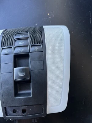 🔥🔥🔥2008-14 MERCEDES BENZ C300 верхняя купольная лампа для чтения A2048208901 - Изображение 1 из 4