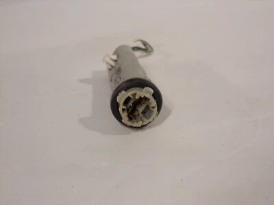 02 03 2002 LEXUS ES300 TAIL LIGHT SMALL PARK PLUG PIGTAIL 2 WIRE K2037 - Image 1 of 2