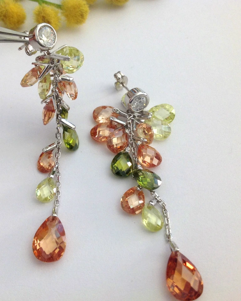 LUCCICANTE ORECCHINI A GRAPPOLO IN ARGENTO 925 CON CUBIC ZIRCONIA - Immagine 1 di 1