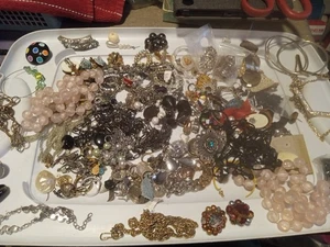 Large Lot Of Mixed  Costume  Jewelry Pieces Parts Bracelets Earrings  & More  - Picture 1 of 6