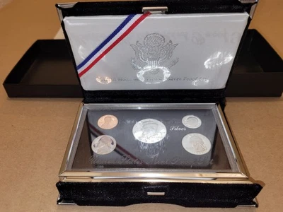 UNITED STATES MINT PREMIER SILVER PROOF SET 1997 - Image 1 of 4