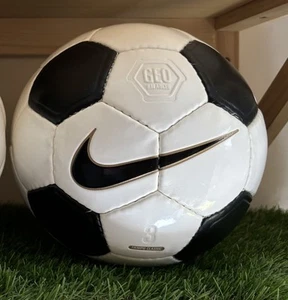 Original Nike Geo Tiempo Classic Size 3 Football Great Condition - Picture 1 of 7